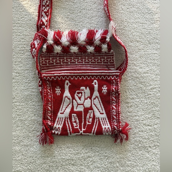 Mexican Tenango Embroidery Handcrafted Reversible Shoulder Bag Red Ivory W/Frill - Picture 3 of 10